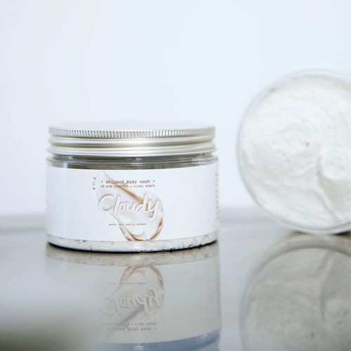 Cloudy Scents - pianka do mycia ciała Vanilla Goddess